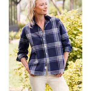 Frank & Eileen Womens Flannel Shirt Size Small Relaxed Fit Plaid Navy Blue